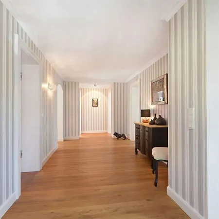5bdr Relaxing With Private Pool Holiday home Munich